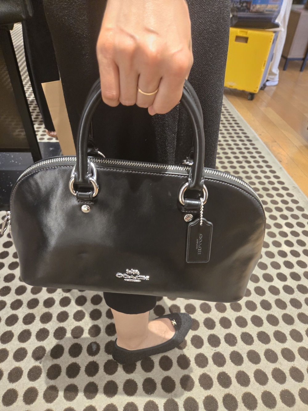 NWT Authentic Coach Lara Satchel Bag Black Crinkle Leather CDV19